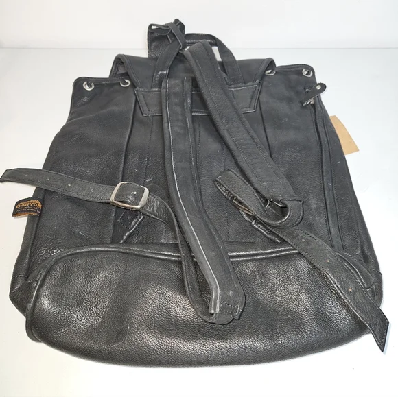 Canyon Outback Black Leather Large Backpack display picture 1